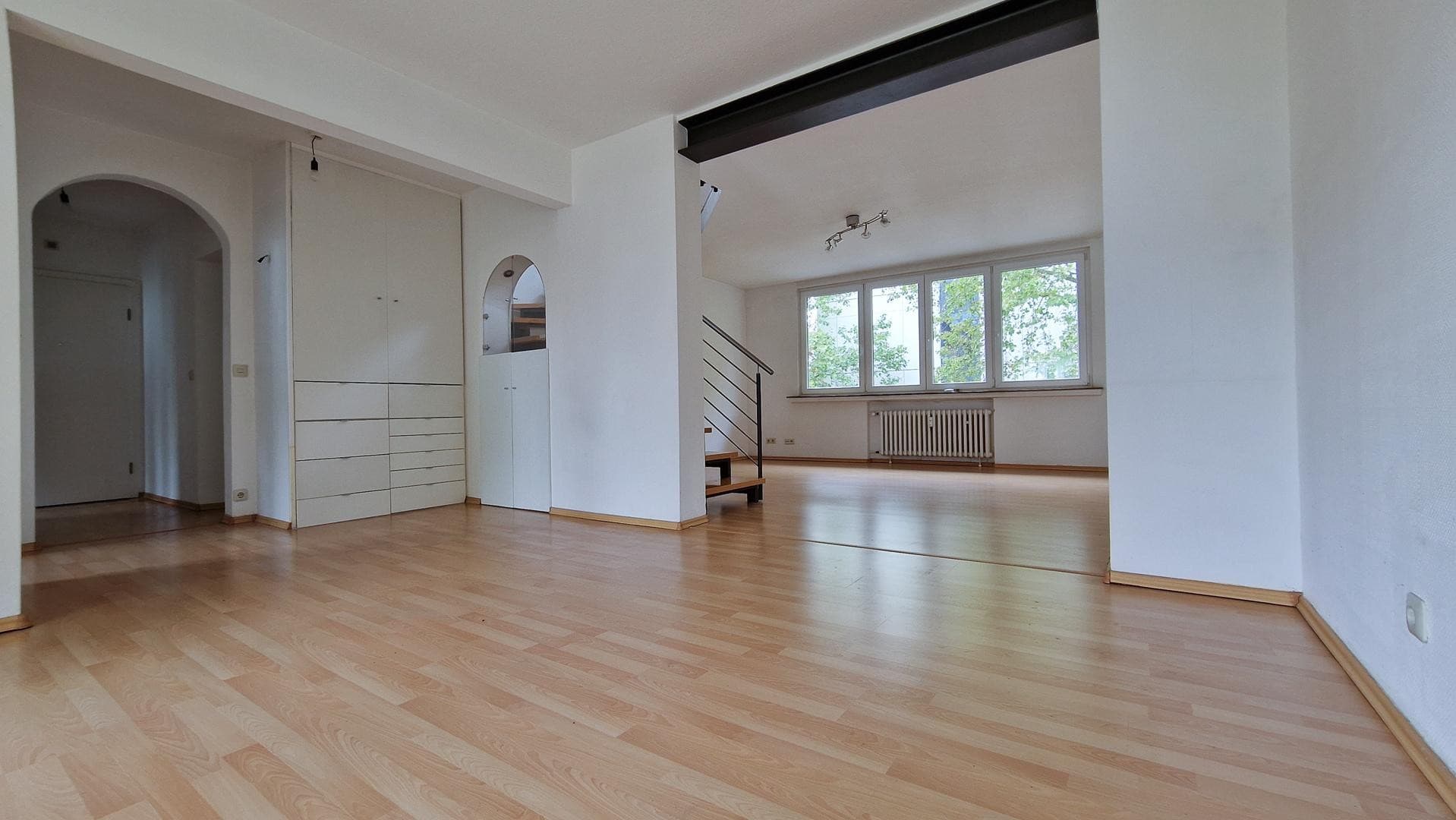 Großzügige Maisonette mit Wellnessbereich im Herzen von Opladen - provisionsfrei