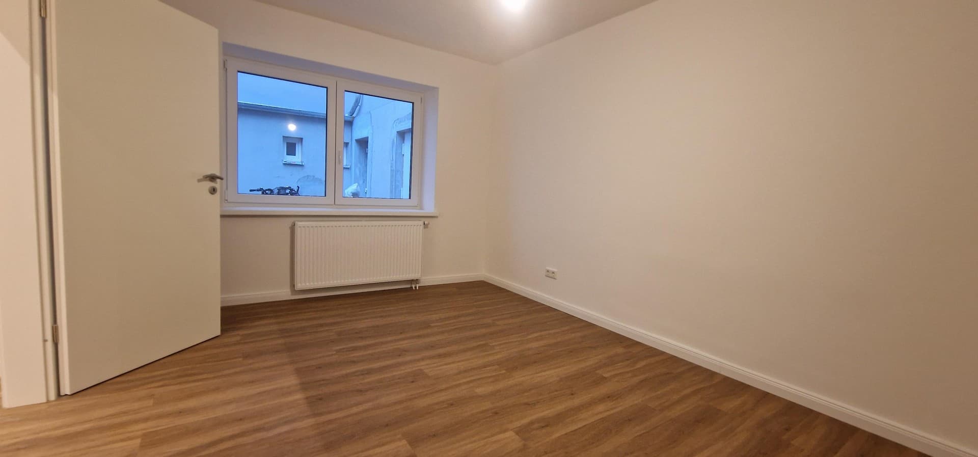 Gepflegte 3-Zimmer-Wohnung Erdgeschoß für 2 Personen