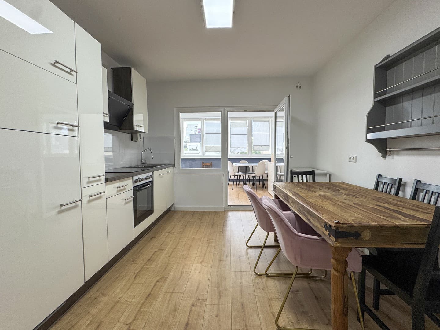 zentrale 3 Zimmer Wohnung mit Wintergarten