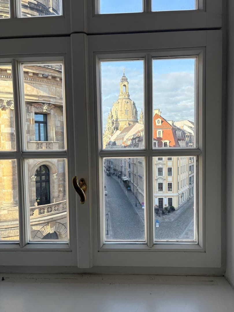 Kurländer Palais: 110 m² Büro/Kanzlei mit Frauenkirchenblick