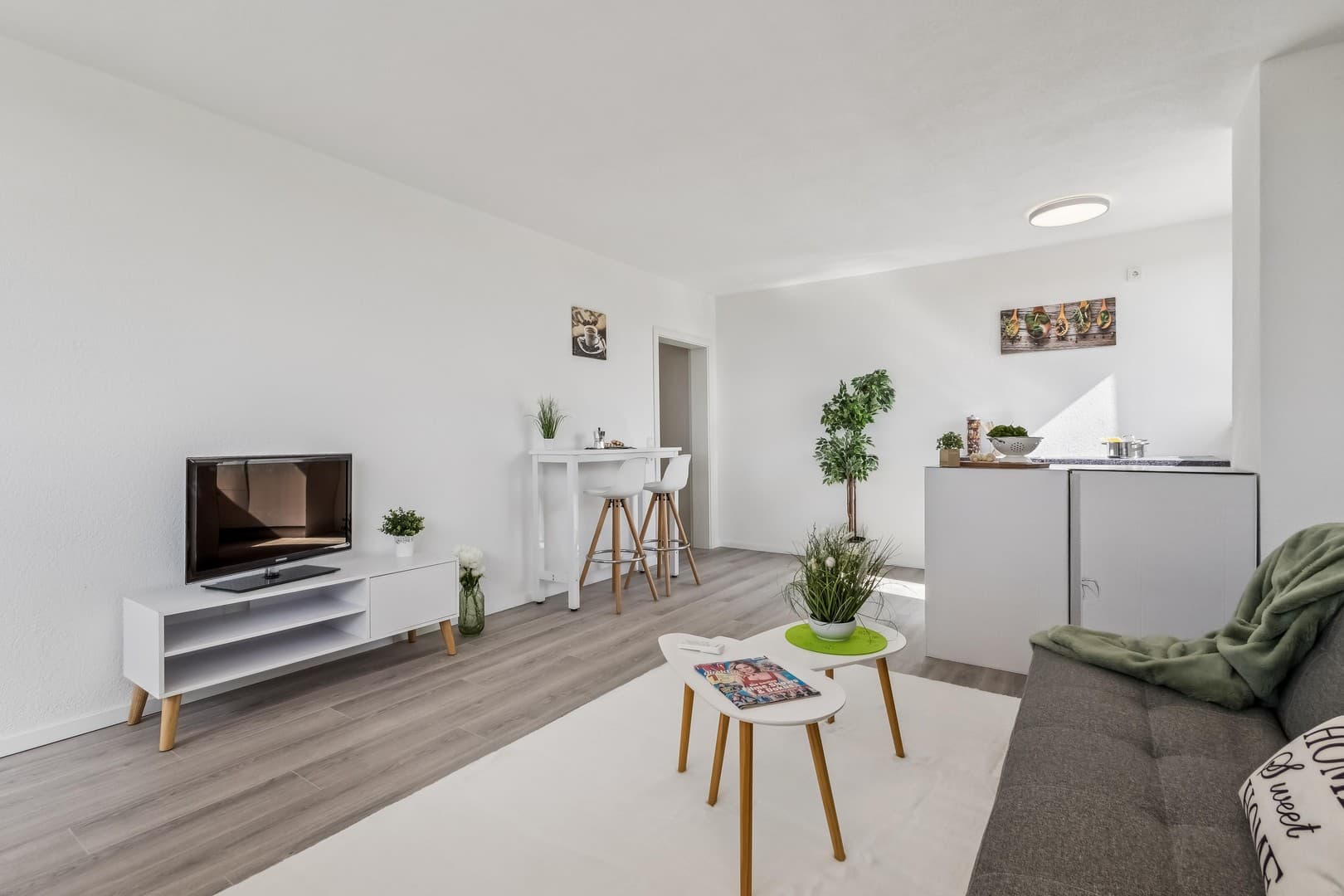 Charmante Wohnung in Uni-Nähe, provisionsfrei (Originalfotos)