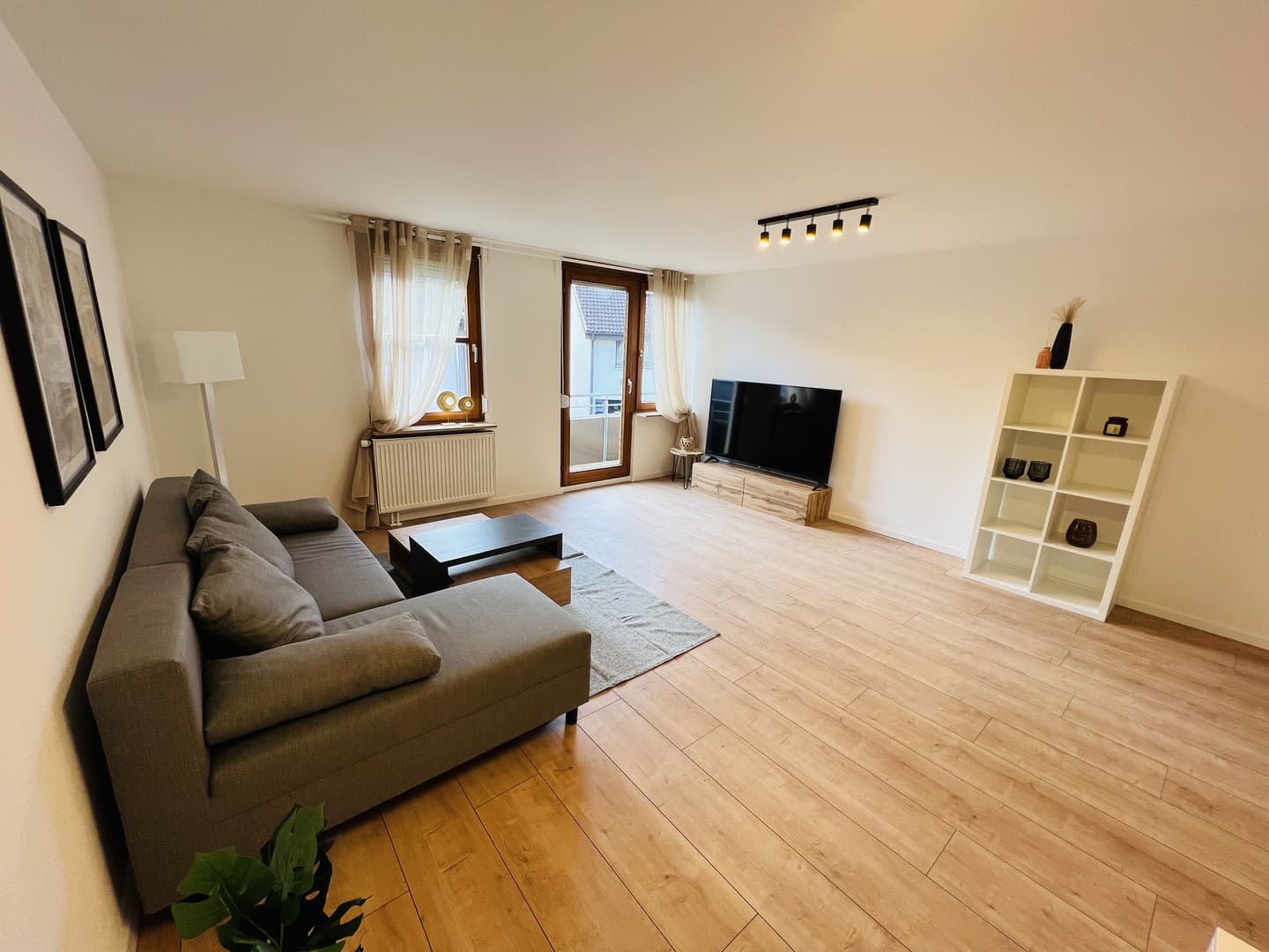 Renovierte 3,5-Zimmer-Wohnung mit Balkon und Tiefgarage