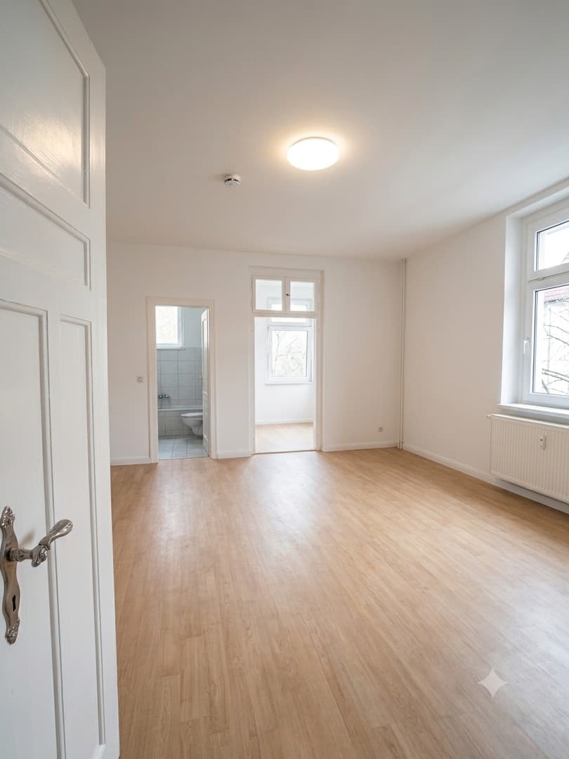 Renovierte 4,5-Zimmer Wohnung, 2 Badezimmer, Zentral, nähe der TU Brandenburg