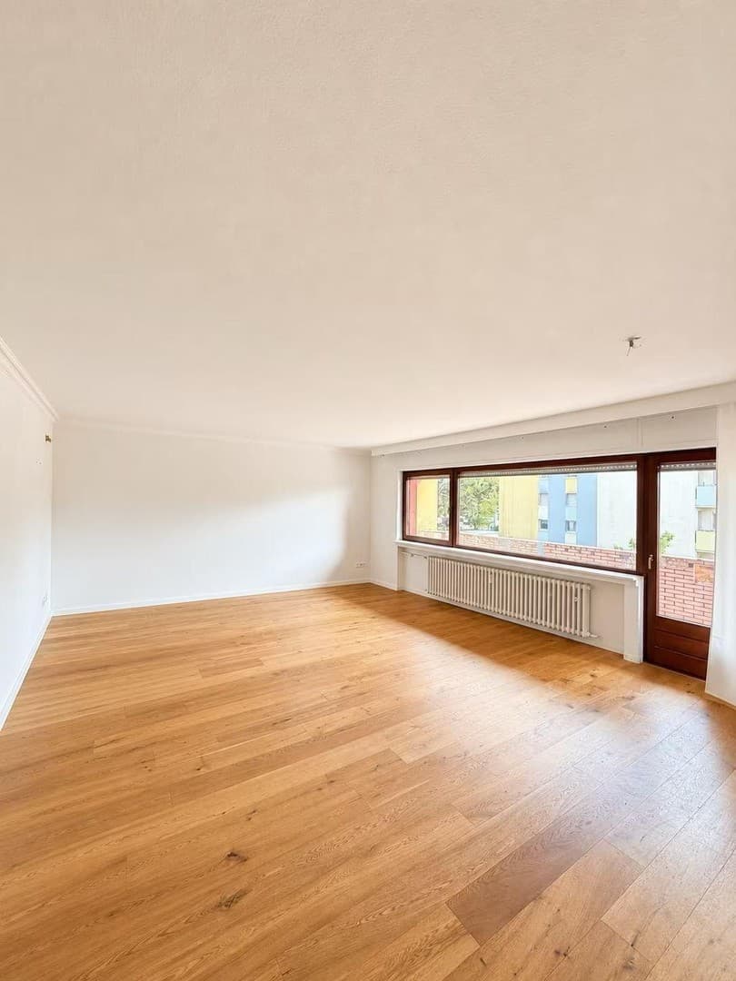 Eigentumswohnung von PRIVAT Großzügige 4-Zimmer-Wohnung in Olewig mit Balkon, Garage und Stellplatz