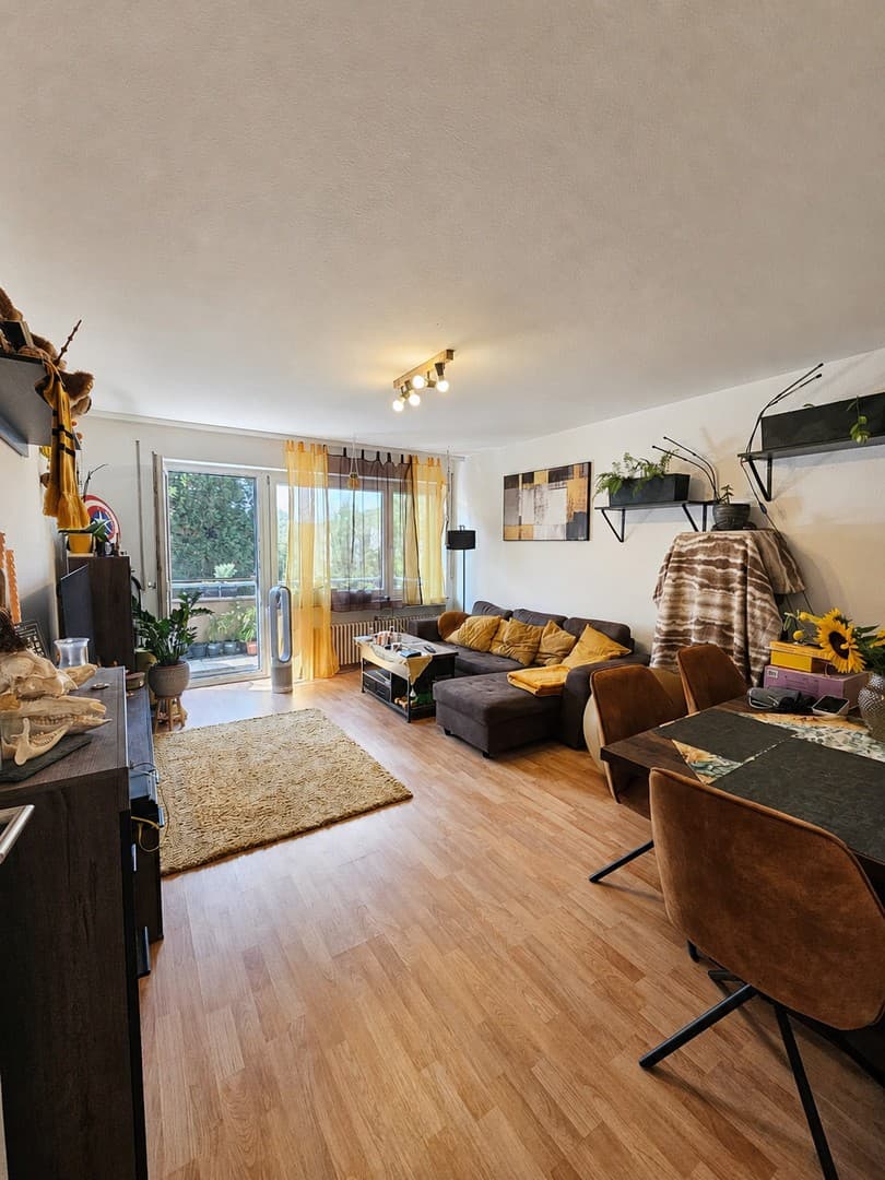 Provisionsfrei: Gepflegte 3-Zimmer-Wohnung mit Südwestbalkon – ab Dezember bezugsfrei