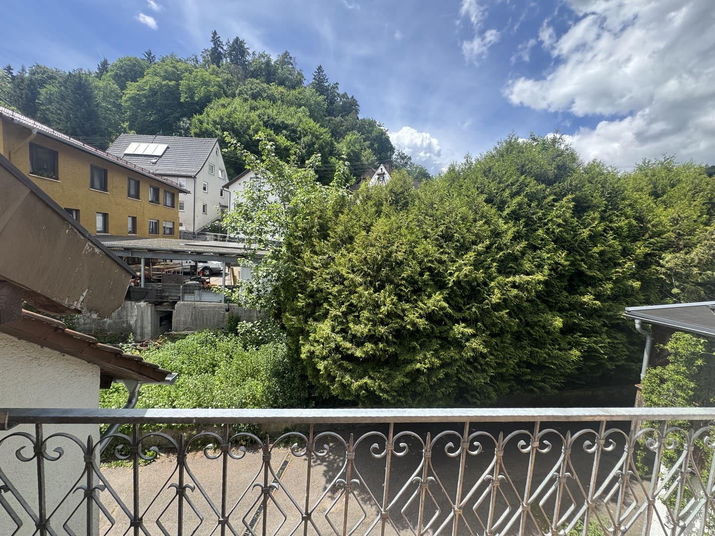 Grosse 4 Zimmer Wohnung - Mühringen