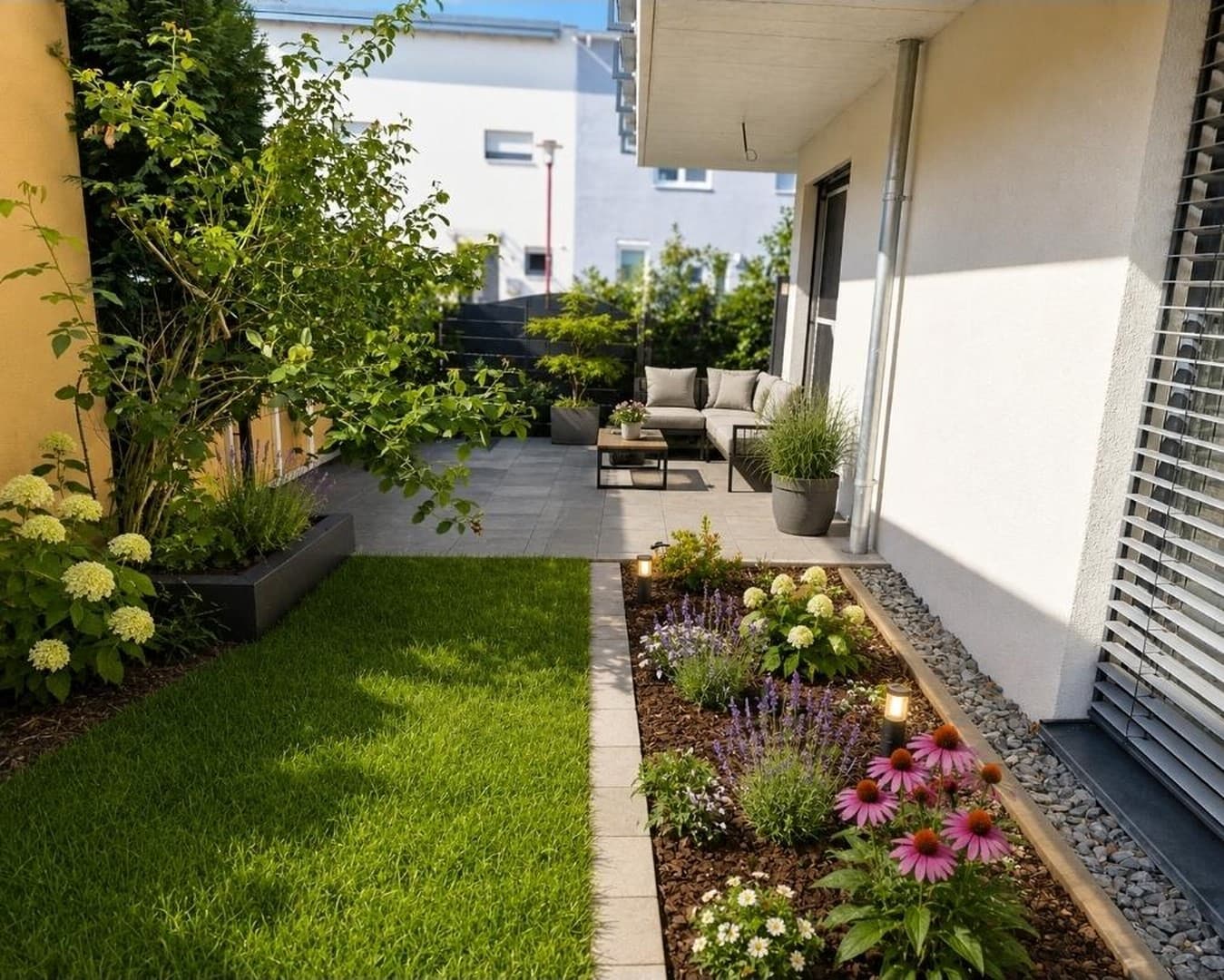 Moderne, barrierefreie Erdgeschosswohnung mit Südwest-Terrasse & Garten