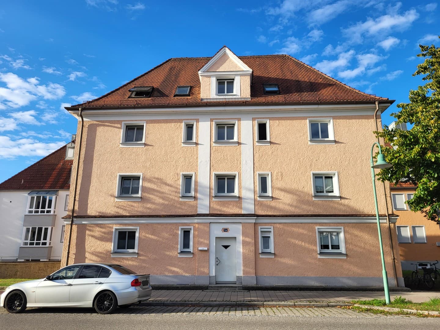 Attraktive Kapitalanlage in Burghausen | 2-Zimmer-Wohnung mit Balkon und TG | Provisionsfrei