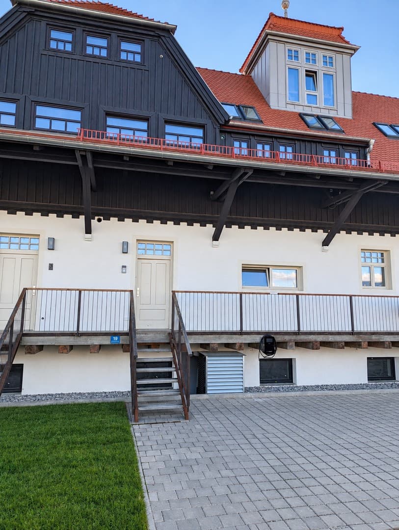 Reihenmittelhaus im Einzeldenkmal in Obertraubling