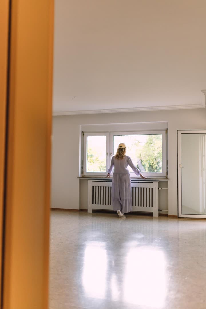 Sofort frei: Schöne 2-Zimmer-Wohnung mit Westloggia und modernisiertem Bad