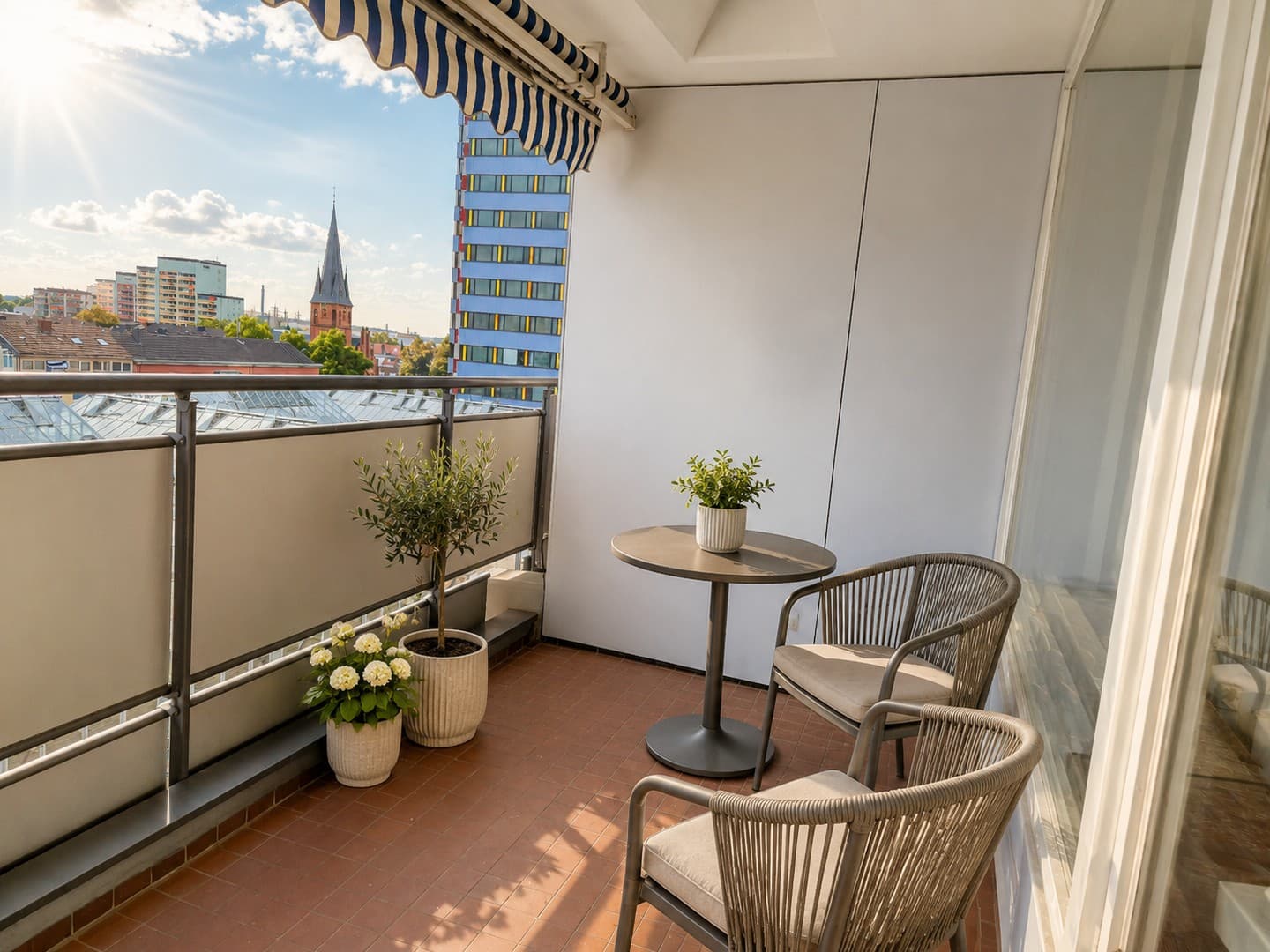 *PROVISIONSFREI* Eigentumswohnung mit Weitblick und Ausblick über die Stadt