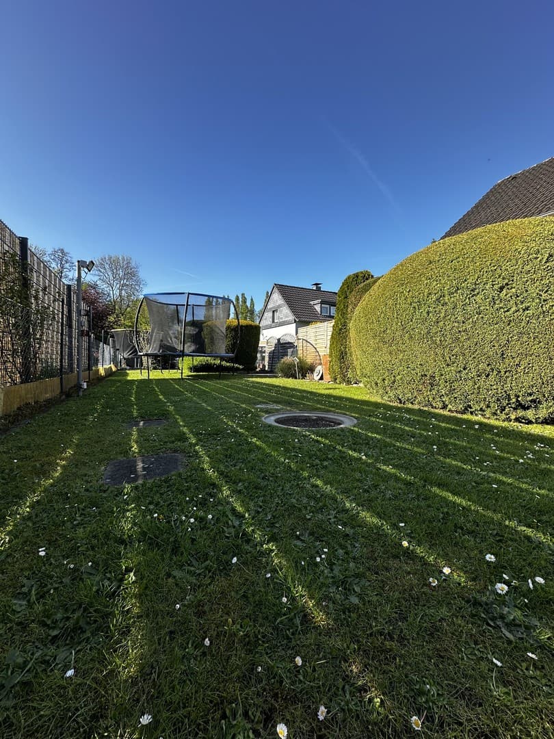 Kleines Fachwerkhaus mit großem Garten - provisionsfrei und sofort bezugsbereit