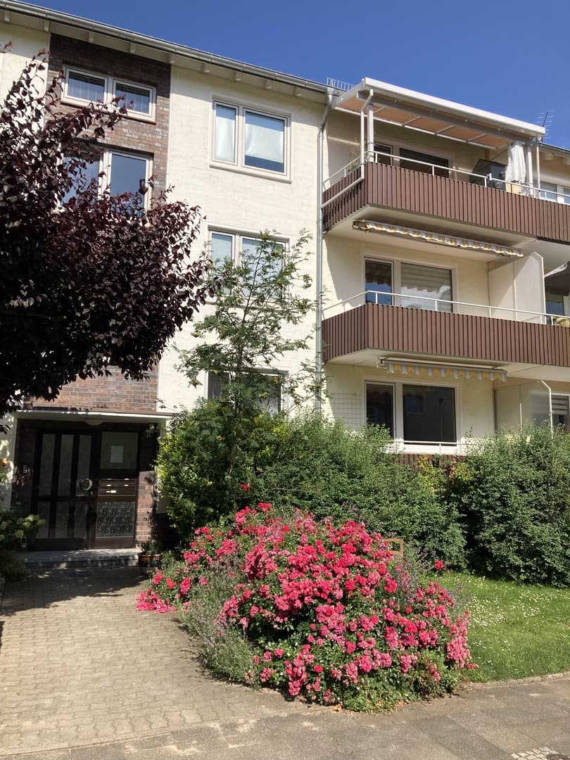 Freundliche 4 Zimmer-Wohnung mit Balkon in Hildesheim