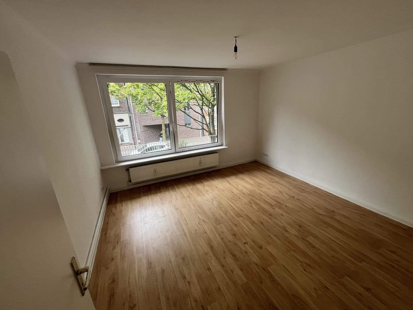 Renovierte 3 Zimmer Wohnung