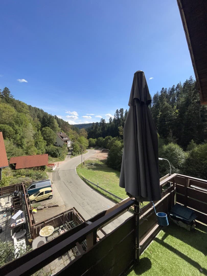 Sonnige Dachgeschosswohnung mit Terrasse in Lauterbach (Schwarzwald)– 4,5 Zimmer, Garage inklusive!