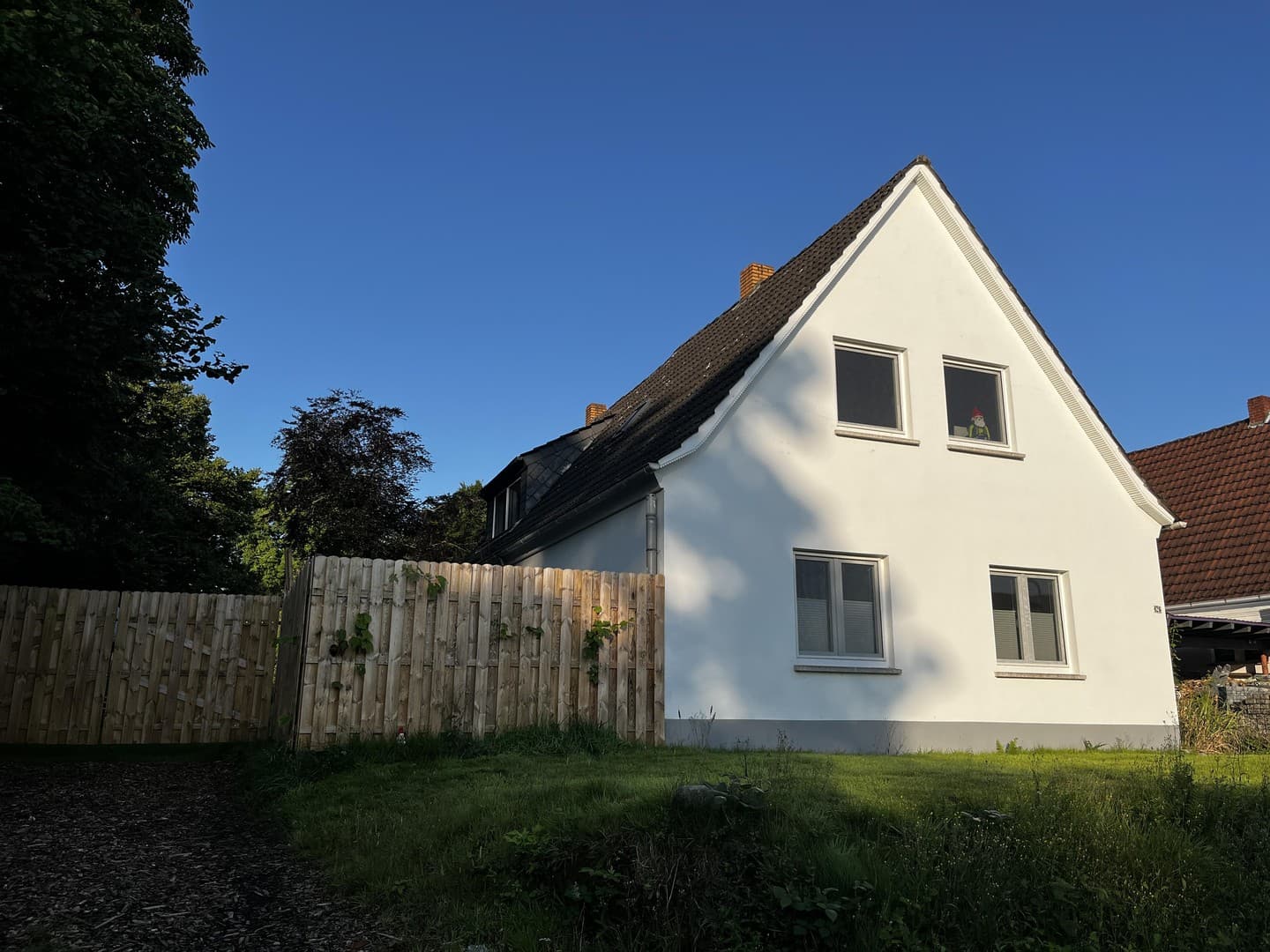 Geräumiges Haus 165 Qm mit Bauplatz auf 2300 Qm Grundstück