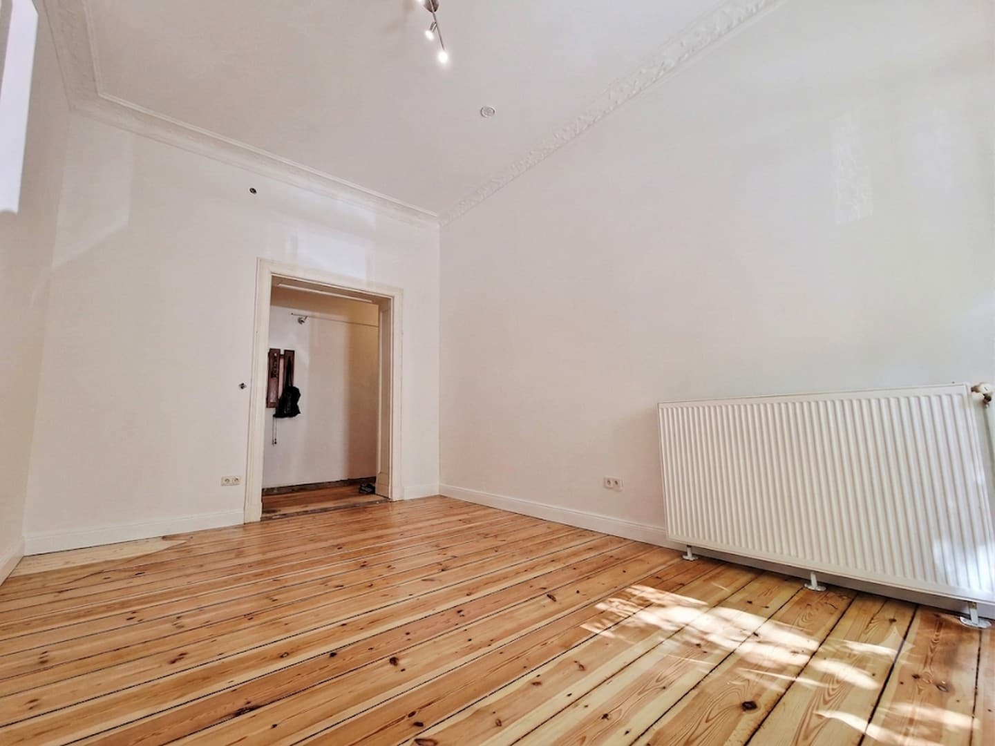 Modern, stilvoll, 3 - 4 Zimmer-Wohnung in Berlin-Wilhelmstadt