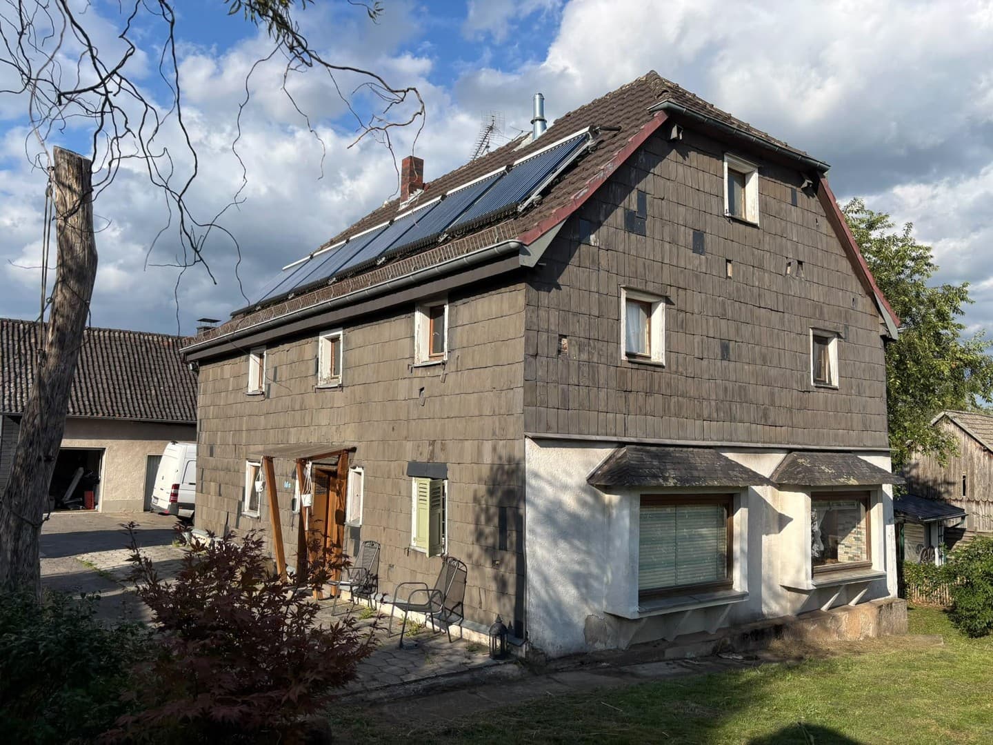 Fachwerkhaus + gr. Nebengebäude auf 1200m² Grundstück