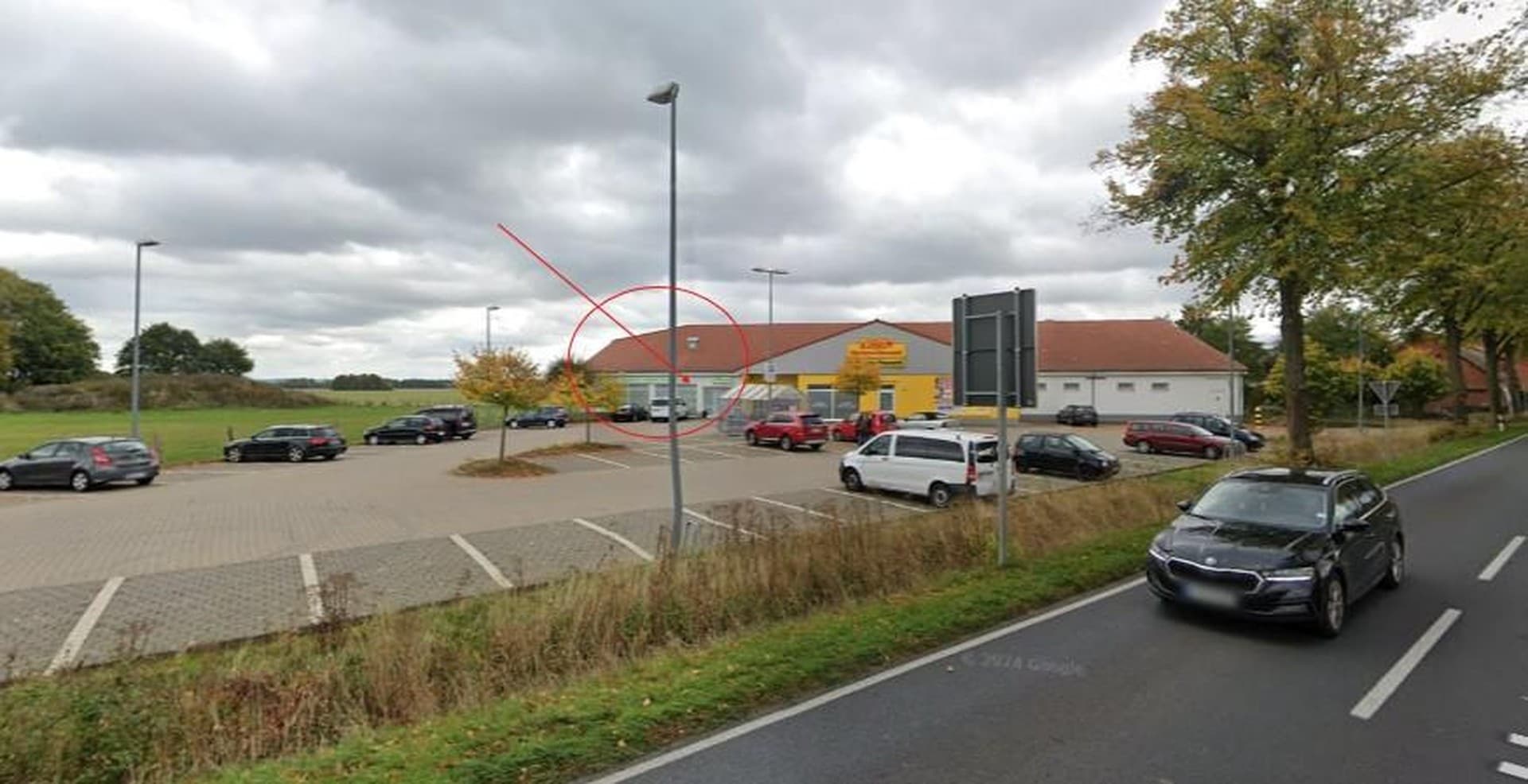 Anlageobjekt Grundstück mit Discounter und Fitnessstudio nahe Hannover