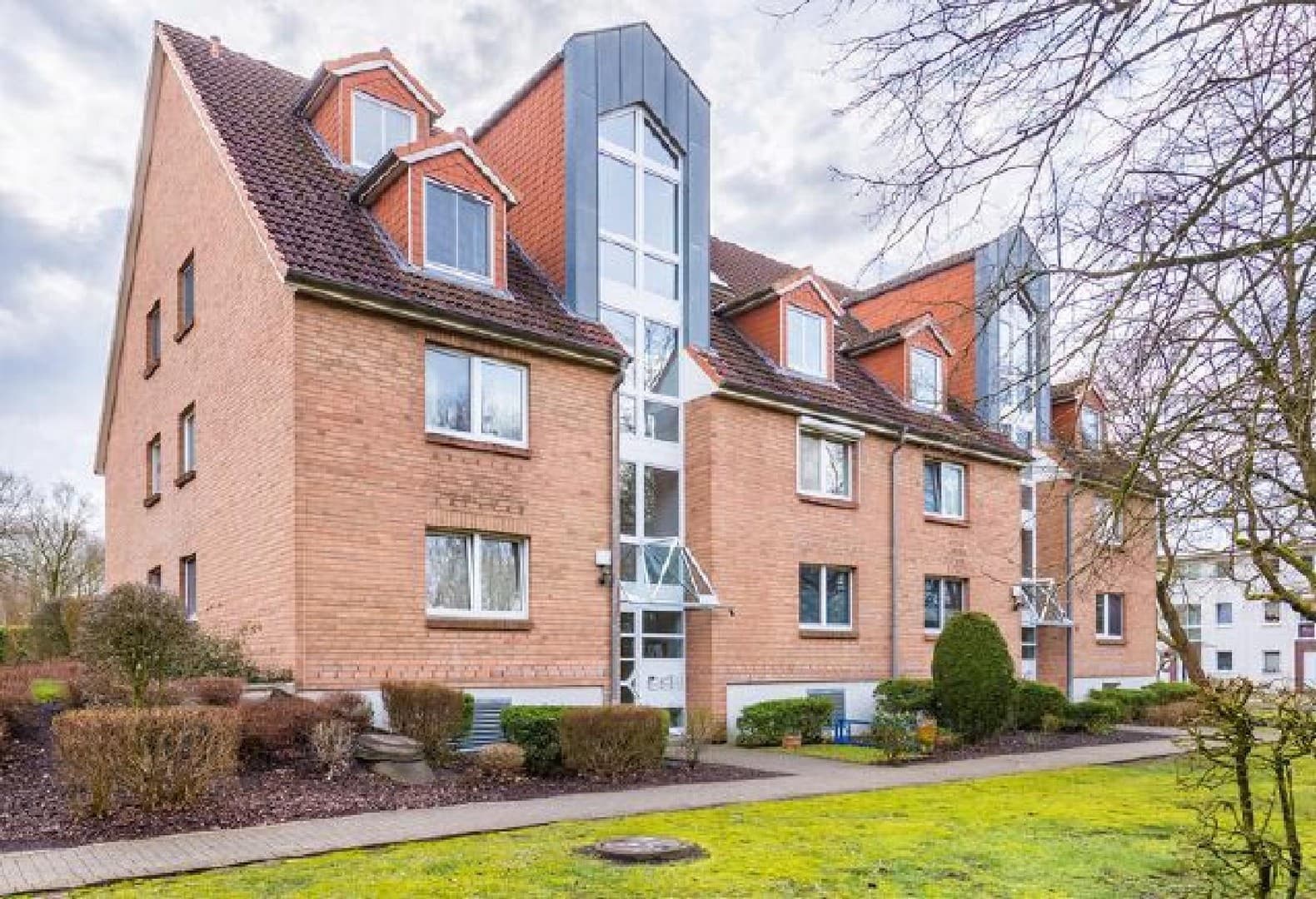 Frisch renovierte Dachgeschosswohnung