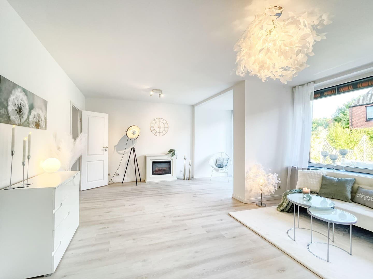 komplett sanierte DHH, *Dach neu mit PV*, sofort bezugsfertig