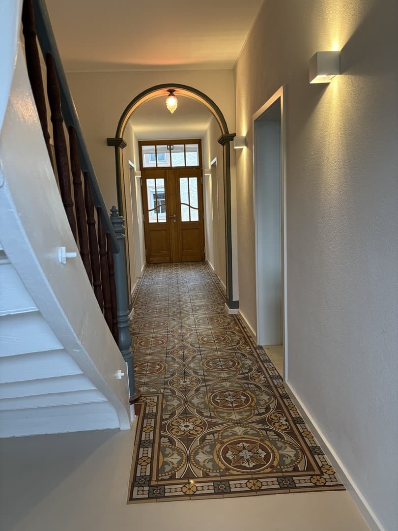 Erstbezug nach Sanierung - Haushälfte/Maisonette im Denkmalobjekt Anno 1884