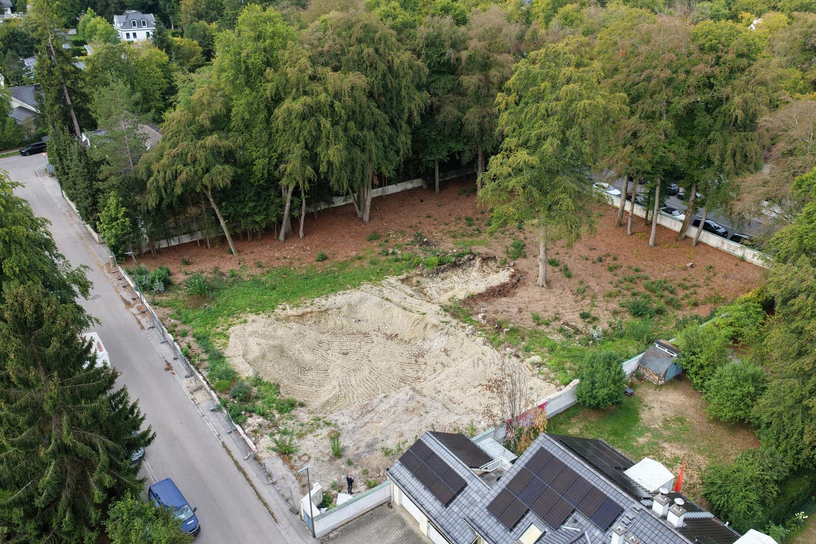 Sonniges Parkgrundstück - auch teilbar & provisionsfrei