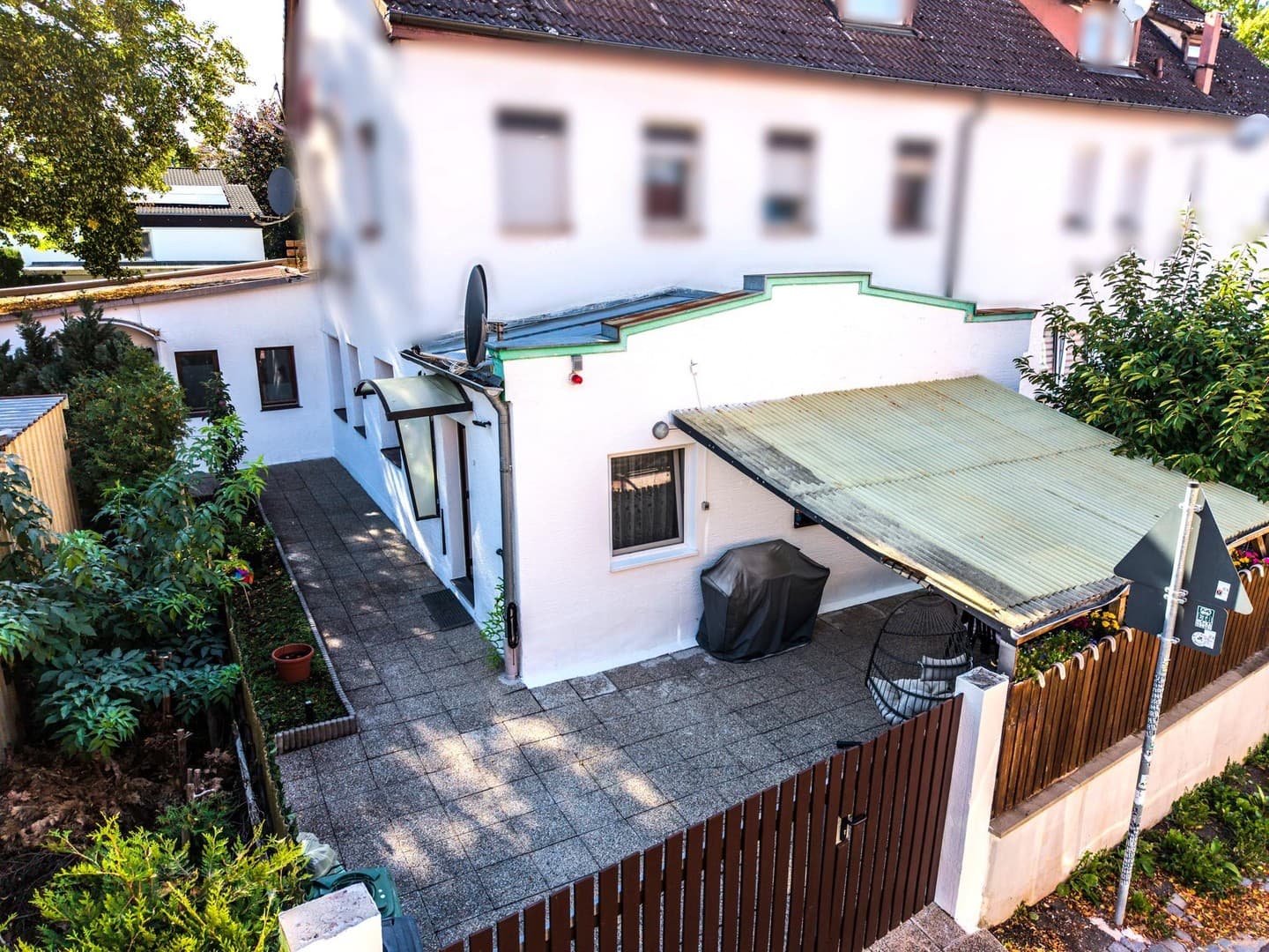 Zwei Wohneinheiten, ein besonderes Zuhause – ca. 160 m² mit großer Terrasse