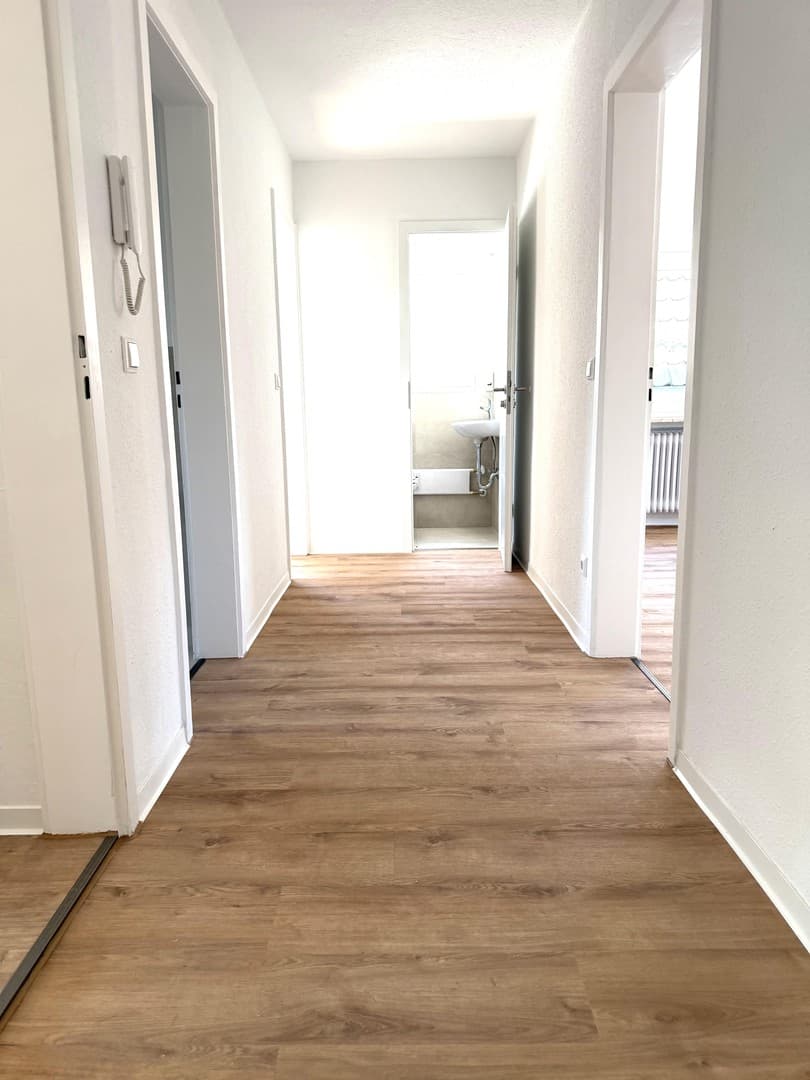 Erstbezug nach Sanierung - 4 Zimmer Wohnung