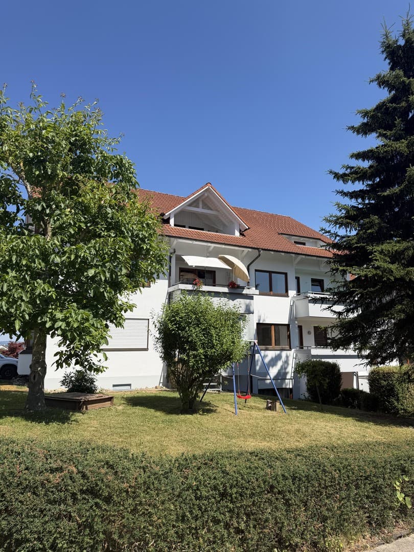 Außergewöhnliche DG-Wohnung mit viel Potential und besonderem Flair