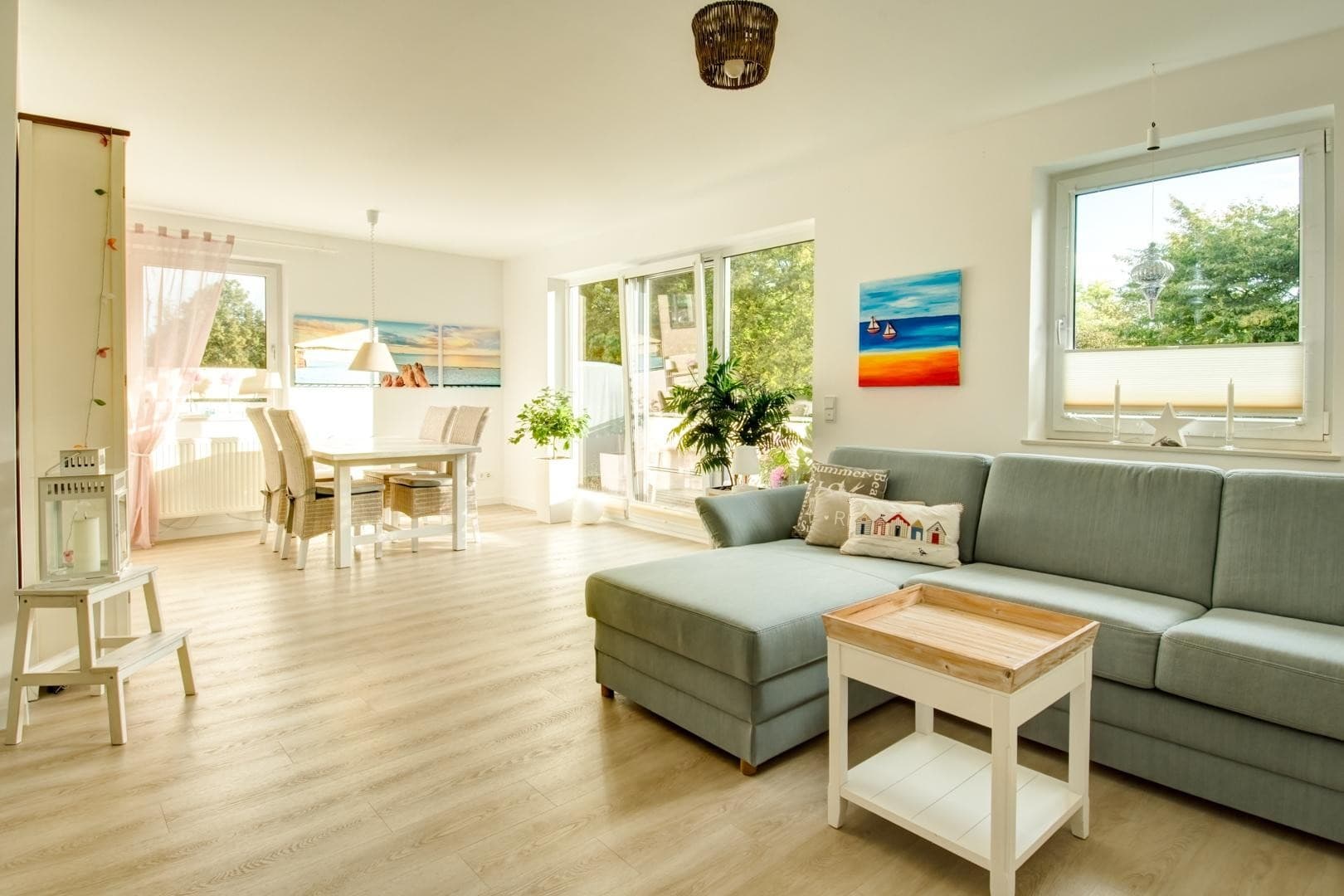 Zentrale, barrierefreie Komfort-Wohnung mit Ostsee-Blick
