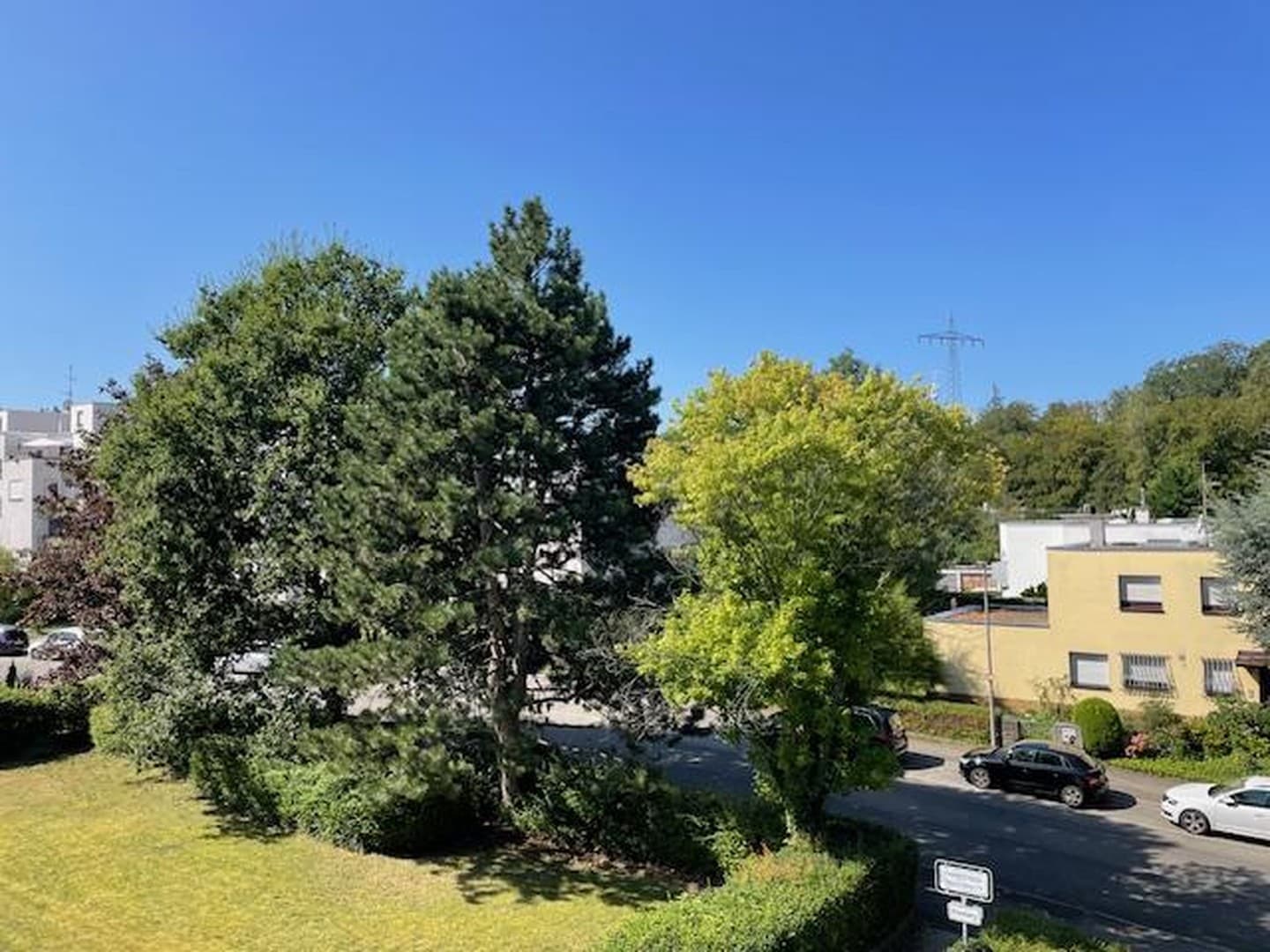 ruhige 3,5 Zimmer Wohnung mit 2x Balkon
