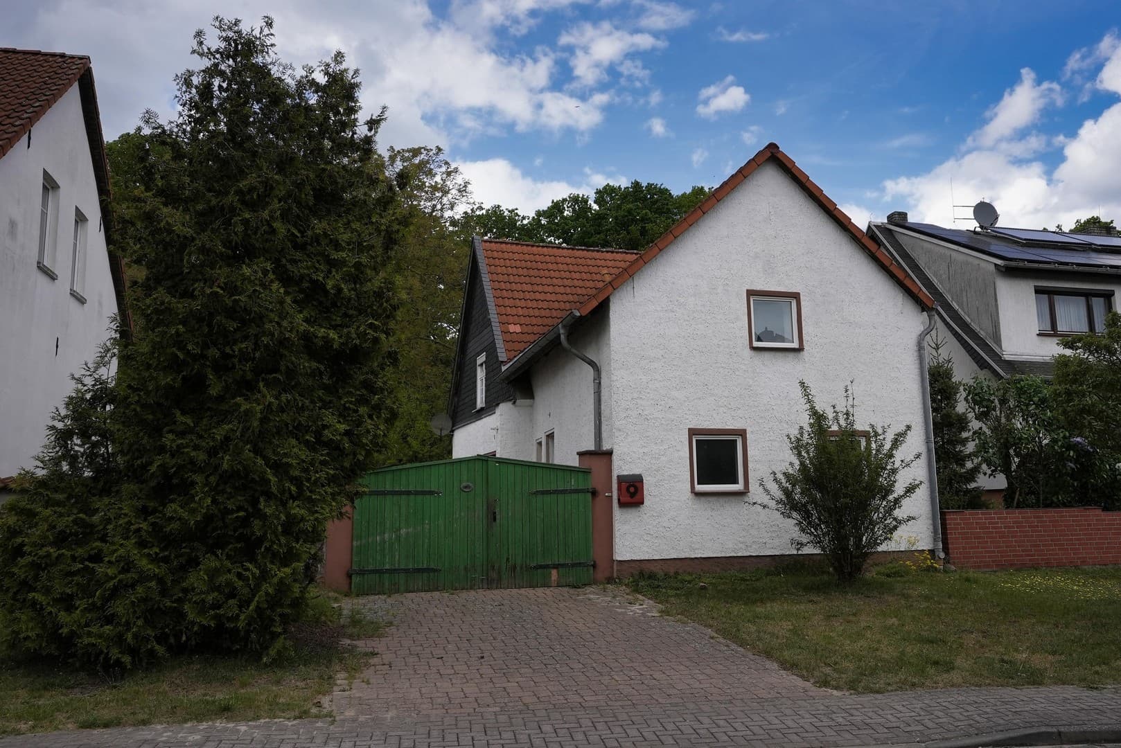 Diesdorf - Traumhaftes 4 Zimmer Haus mit Garage und Garten ab sofort zu vermieten
