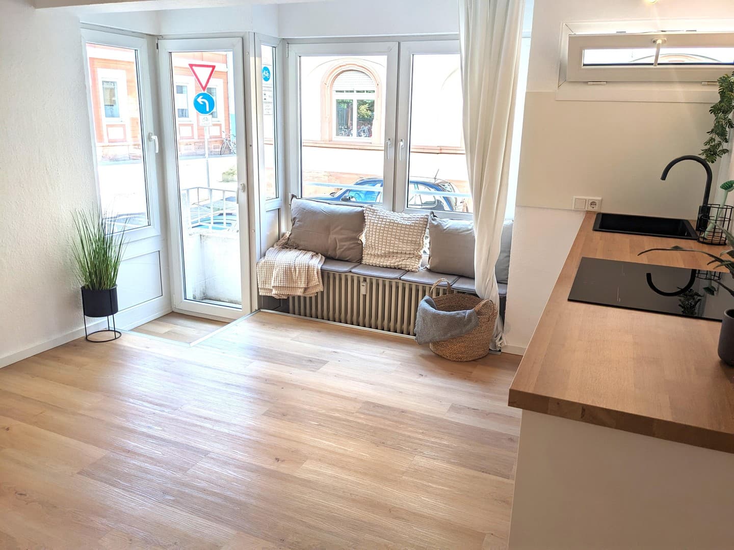 Wohnen in TOP Lage: Renovierte & bezugsfreie 2-Zimmer-Wohnung in der Weststadt - Nähe Bismarckplatz