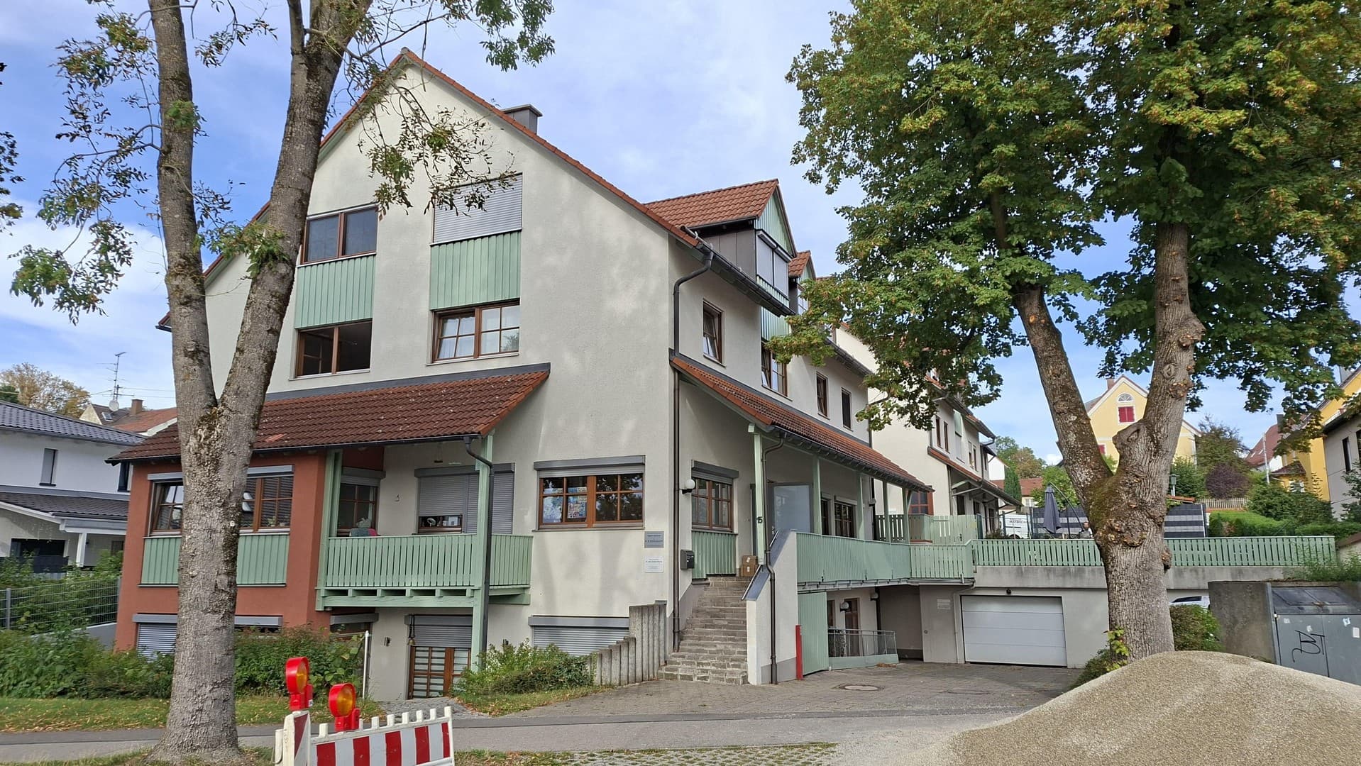 Kernsaniertes 1 Zimmer Appartement in Bahnhofsnähe zum Wohnen oder als Gewerbe