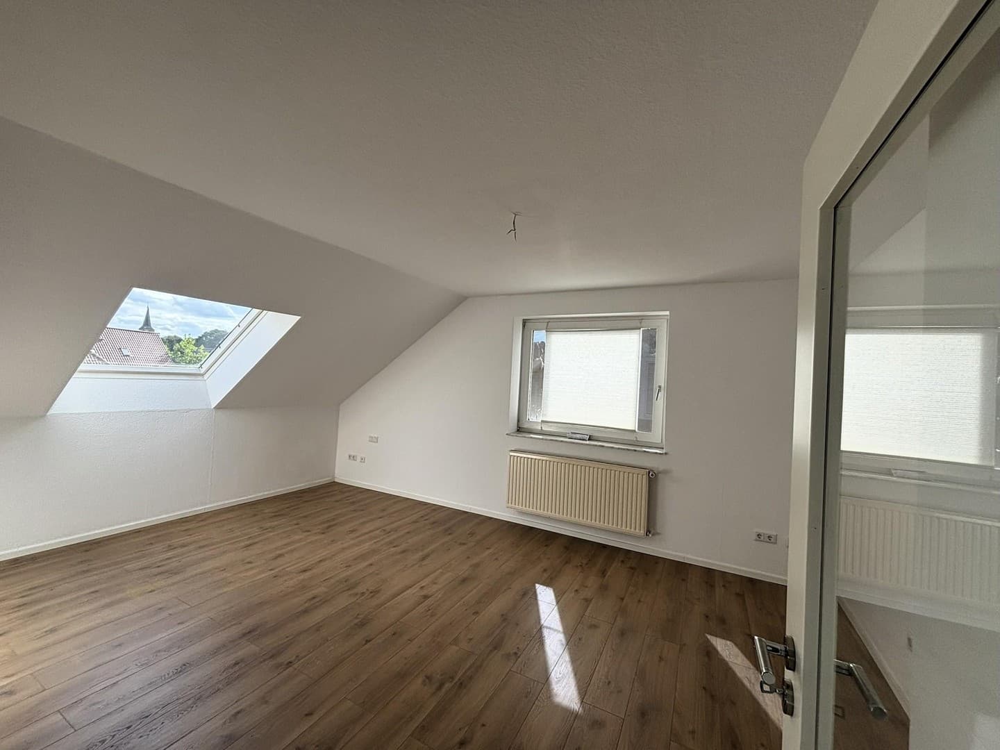 Frisch renovierte 3-Zimmer-DG-Wohnung mit Gemeinschaftsgarten und Stellplatz in Horstmar