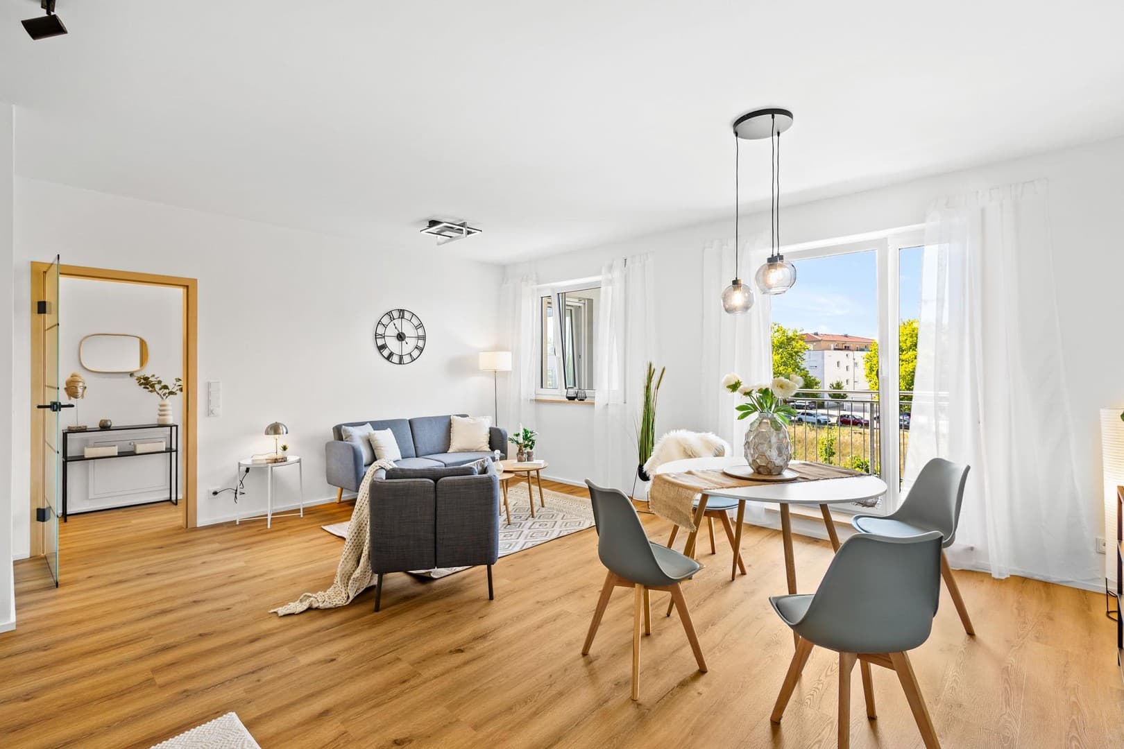 2 Zimmer zum Wohlfühlen - Modernisierte Eigentumswohnung sofort bezugsfertig