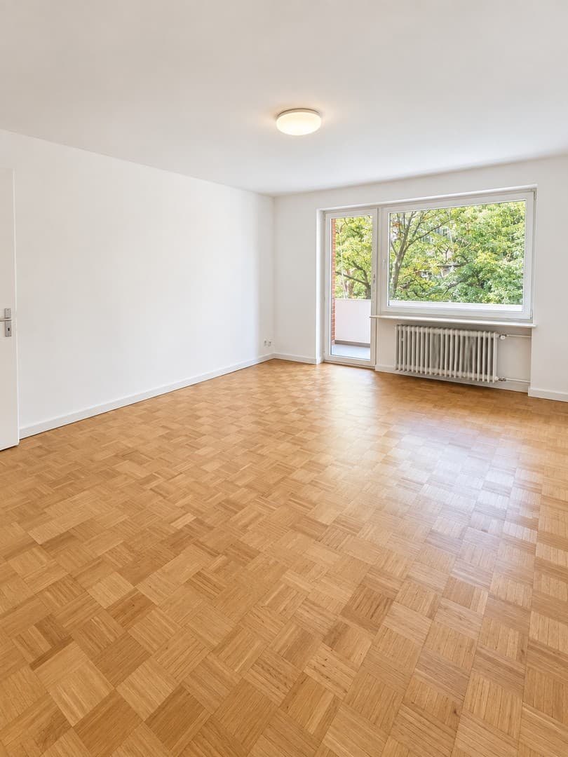 Rendite 5,12% - Frisch sanierte WG-Kapitalanlage mit Garage, provisionsfrei