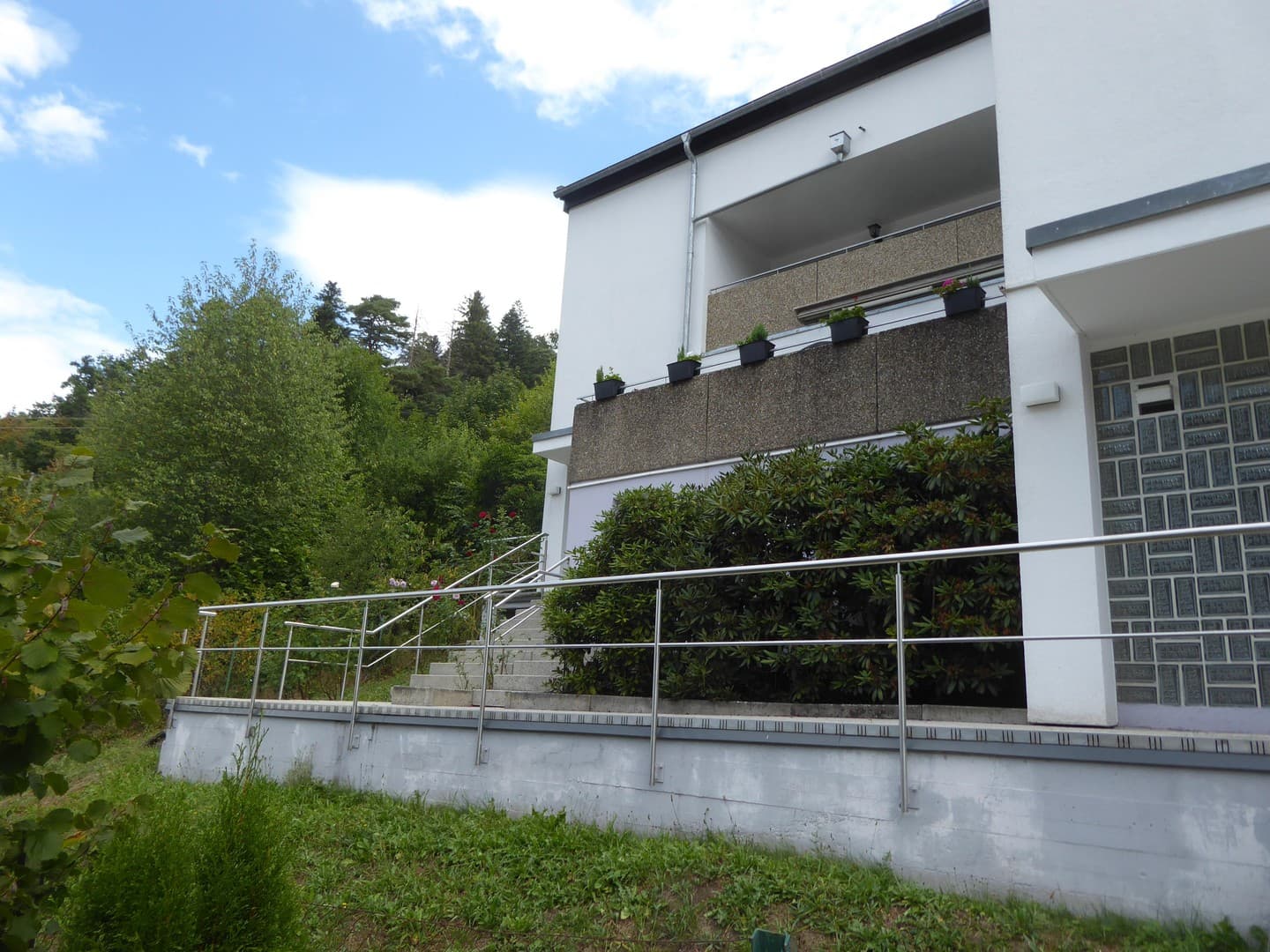 In ruhiger Aussichtslage von Höfen zu verkaufen von privat