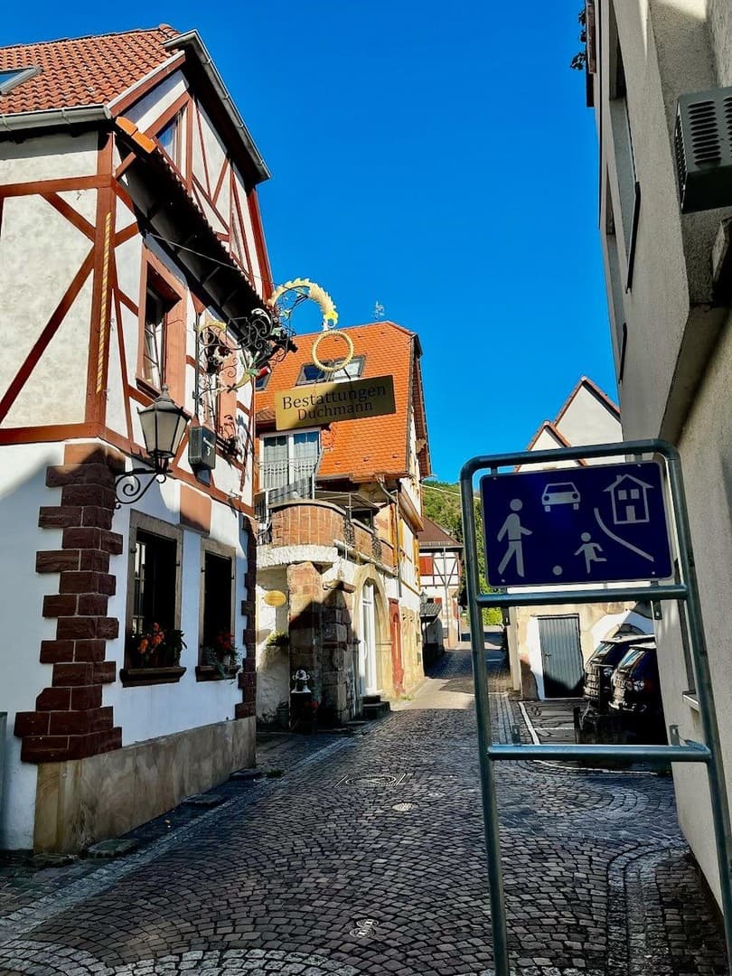 Maisonette 5 ZKB, 120 m² mit Balkon im Altstadthaus – Bad Bergzabern