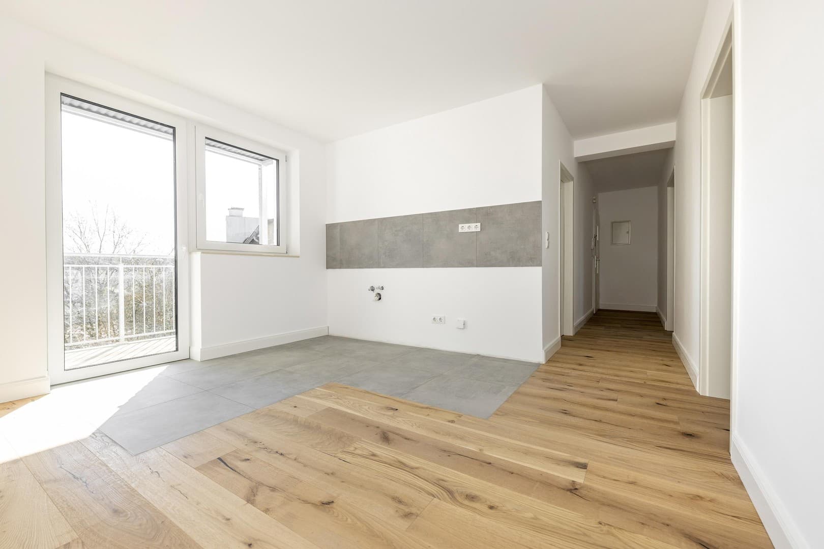 Sonniges Altbau-Juwel am Lindenplatz: Top-effizient saniert mit Süd-Balkon
