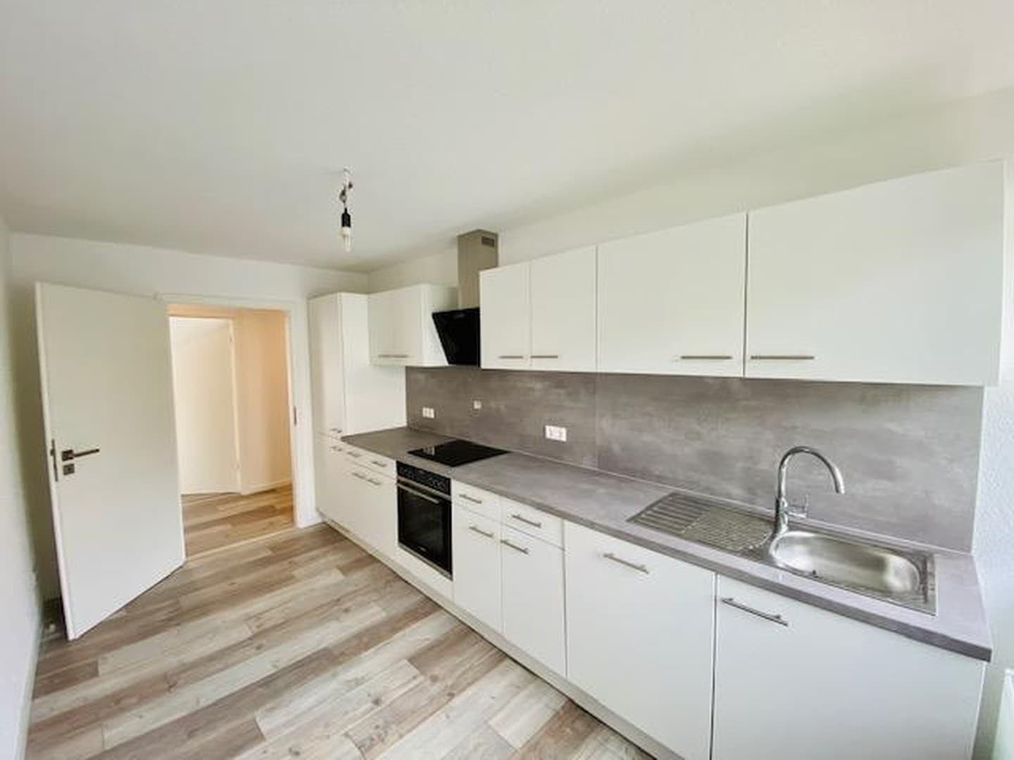 #Kernsaniert #Balkon #EBK #Badewanne #Tageslichtbad #Nordstadt #zentrumsnah
