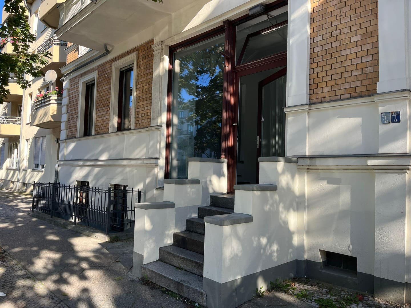 Helle Gewerbefläche nahe Schlossstraße – ideal als Büro, Praxis oder Showroom