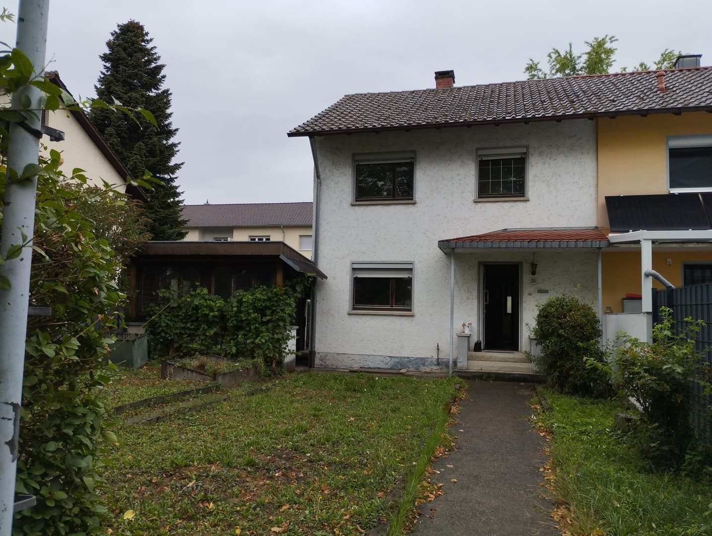 Reihenendhaus, 80m² Wohnfläche, in verkehrsberuhigter Lage von Albersbösch, Offenburg zu verkaufen