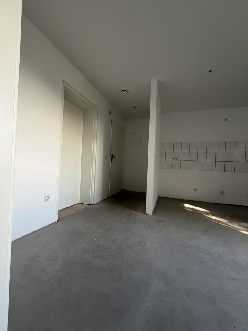 Helle renovierte 2,5-Zimmer-Wohnung in Witten-Annen mit geräumigem Wohn-/Essbereich