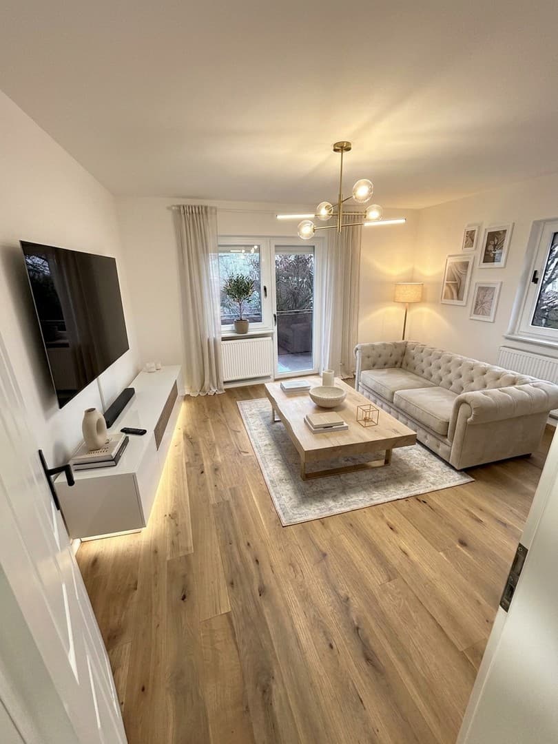 Neu renovierte 3-Zimmer-Wohnung mit Südbalkon, Garage & Top-Potenzial