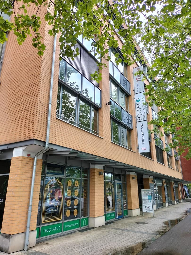 Beste Lage für Ihr Unternehmen: Gewerbeeinheit Mitten in Böblingen
