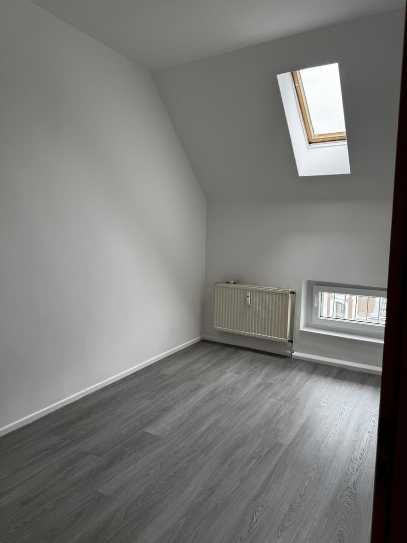 Über den Dächern von Bochum - Charmante kleine Dachgeschosswohnung