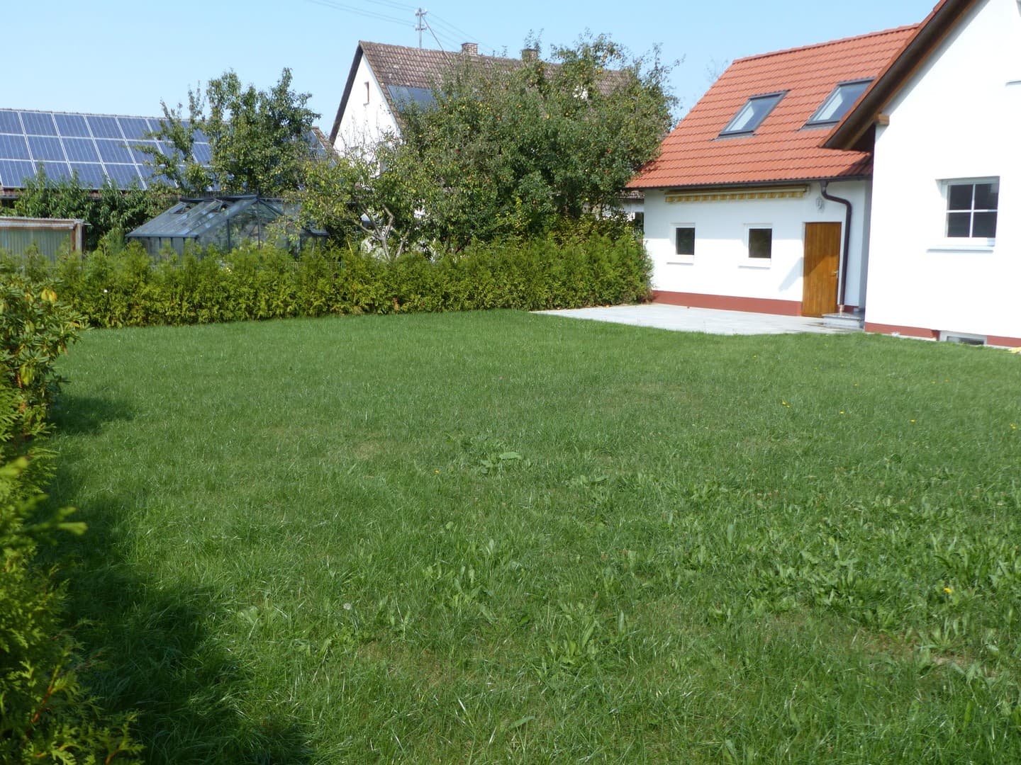 Tolle 6 Zimmer-Wohnung 130qm, mit 300 qm Garten. Einzelgarage, Balkon u. Terrasse