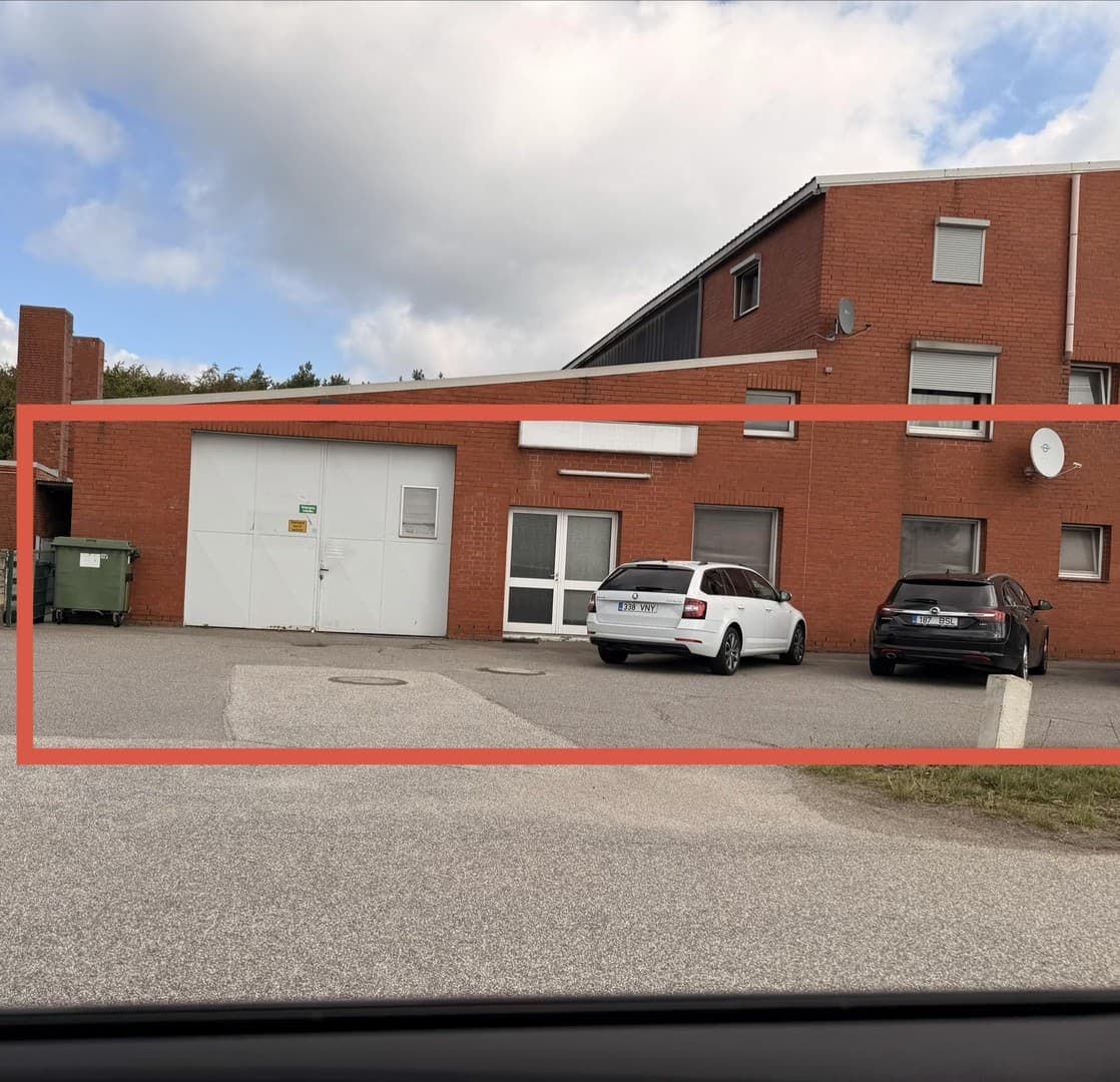 Vielfältige Nutzung! Befahrbare Halle mit Nebenräumen/Büro/WC direkt am Herrentunnel!